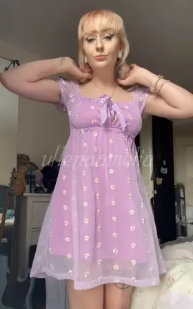 Would you take me on a date dressed like this? 😏 (f)