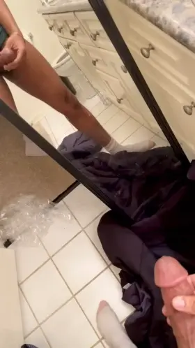 Accidentally made a mess on the mirror shooting this thick load 🫢