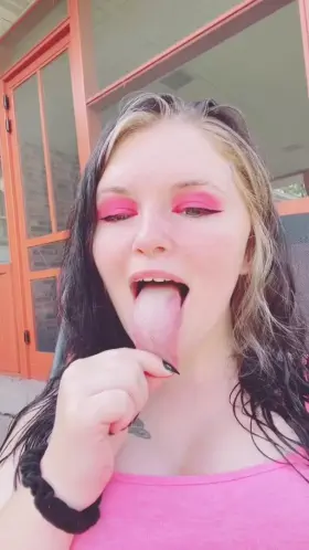 Jordan’s long tongue
