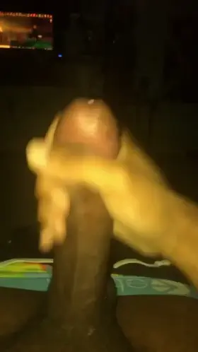 Come lick this nut up 💦