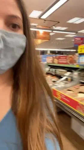 On my way to sel[f] checkout 😉