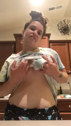 Happy Thursday!! I can’t get enough of these bounces