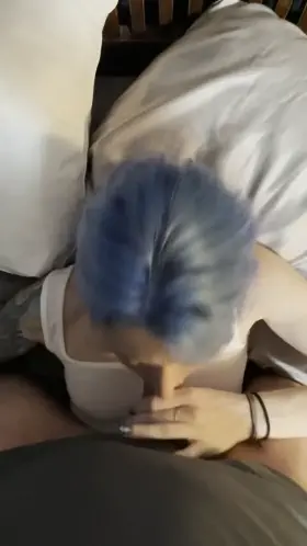 These sweet lips won’t take long to make you cum