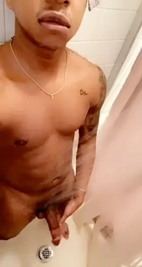 When you’re a grower and a shower 😈