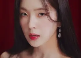 Red Velvet- Irene