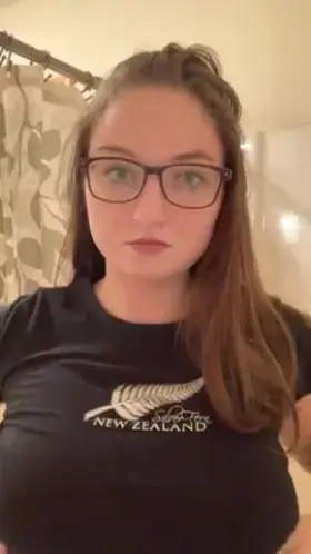 Come sub and watch me play with them ;) I do custom content, kink friendly, fetish friendly 😍 Let’s be *special* friends