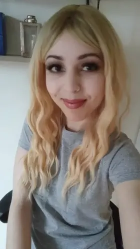 Which version of me is more cute? The sweet one, or the one chocking on a juicy cock like a good little slut? 😏