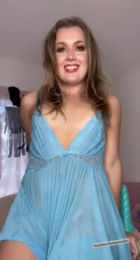 id love someones head buried right between my thighs :P