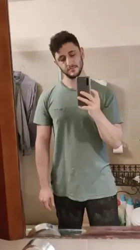 Haven't posted here for a while but it's good to come back with a new gif