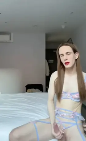 I really want to get sucked off while I’m getting fucked 🤭 maybe your girlfriend can help us 😅