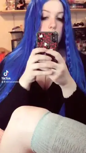 i’ll make you cum over and over with my big ass and double d tits 🍓 daily videos — all for FREE on my wall 💗 free dick rate w/ VIP sub ‼️