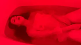 I’ve always wanted someone to cum on me while I’m in the bath.