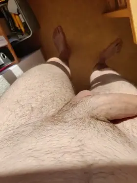 [M19] Missing the looks in the group showers