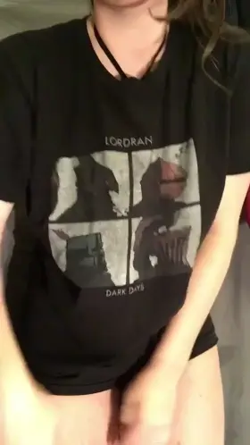 Do you like my shirt?🥰🥰