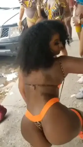 Big booty in action at the carnival