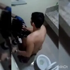 🥰horny 🍑couple 💋sex in public bathroom video
