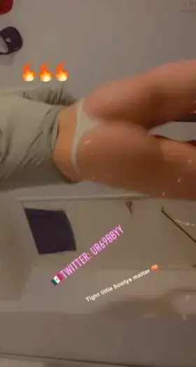 let me twerk my femboy Latino ass for you (21)