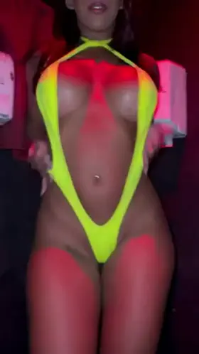 So whore in one glory hole with this outfit and my nipples e clit plug.