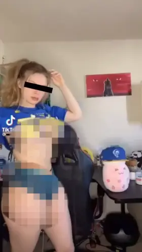 The amount of underboob and ass jiggle in this is enough to make betas like you cream immediately 😂😂