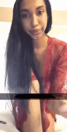 Who wants a taste of my girlcock? 😛