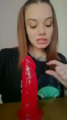 Lucy, The Red Head Miss, ready to destroy you! 👹🖤