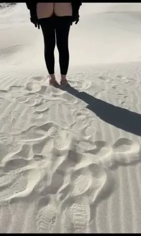 I take every opportunity I can to flash my ass 😇