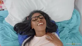 Bunk Bed Glory Hole - ft. Nicole Kitt , Van Wylde