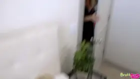 [/r/porninaminute] Siblings making love not war !