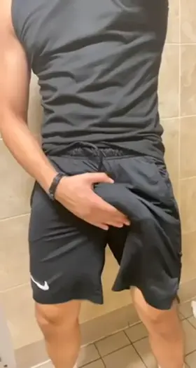 I took this after my workout today [22]