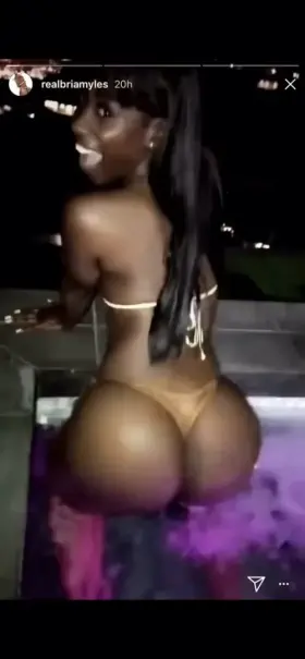 She got a whole damn bakery back there