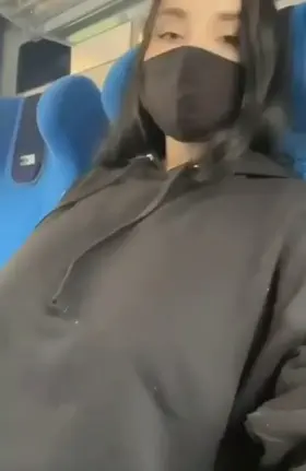 just enjoy... flashing 😈 [14:54]