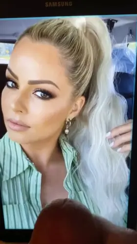 Maryse Mizanin cum facial