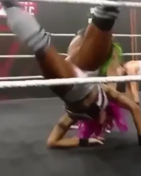 I want to eat Dakotas cute little ass so much