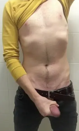 Come on boys, have a taste 🤤