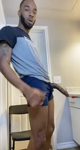 Have you ever seen a DICK that long & thick before 🥴