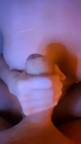 Slo-mo cum projectile 😝