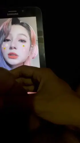 Shannon Williams Cumtribute/Ex KPOP singer and Twitch Streamer