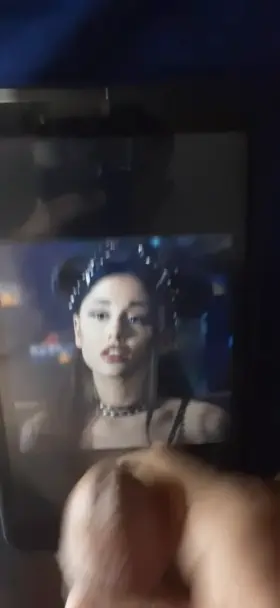 Another fat load to Ariana Grande. I can't get enough of her slutty face.