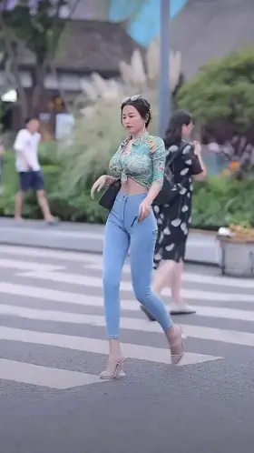 Asian Jiggle