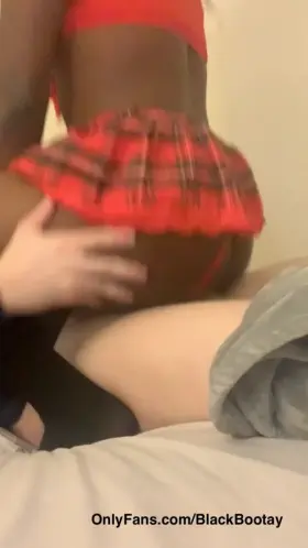 Be my teacher and tell me how to ride it.