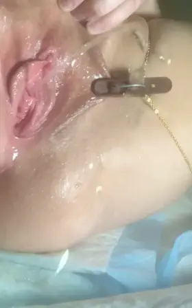 Spreading and peeing 🥰