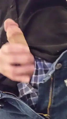 Take a break and watch me jerk at work