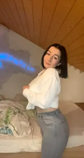 Very insecure about my chubby body… Am I still fuckable?