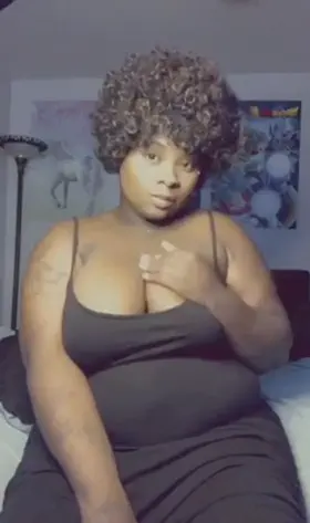 Titty drop 🙊🍫 Would you touch them?