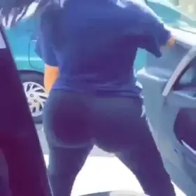 Latina booty queen