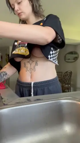 Go drink some water!! 💦 [reveal]