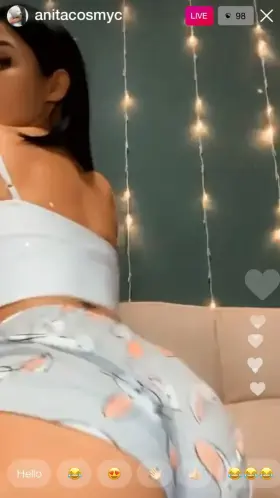 Insta LIVE - It always makes her pussy so wet🔥