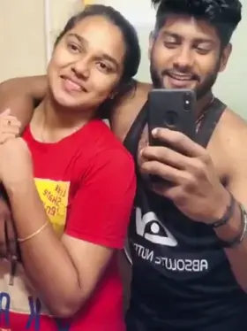 Couples make hot mirror nude video (link in comments)