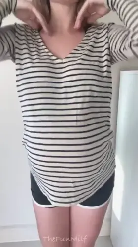 I’m still confident that getting nude while pregnant might get some guys hard!