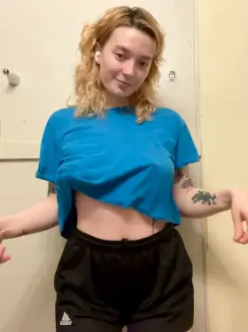 I’m simping for a guy at my gym wish me luck